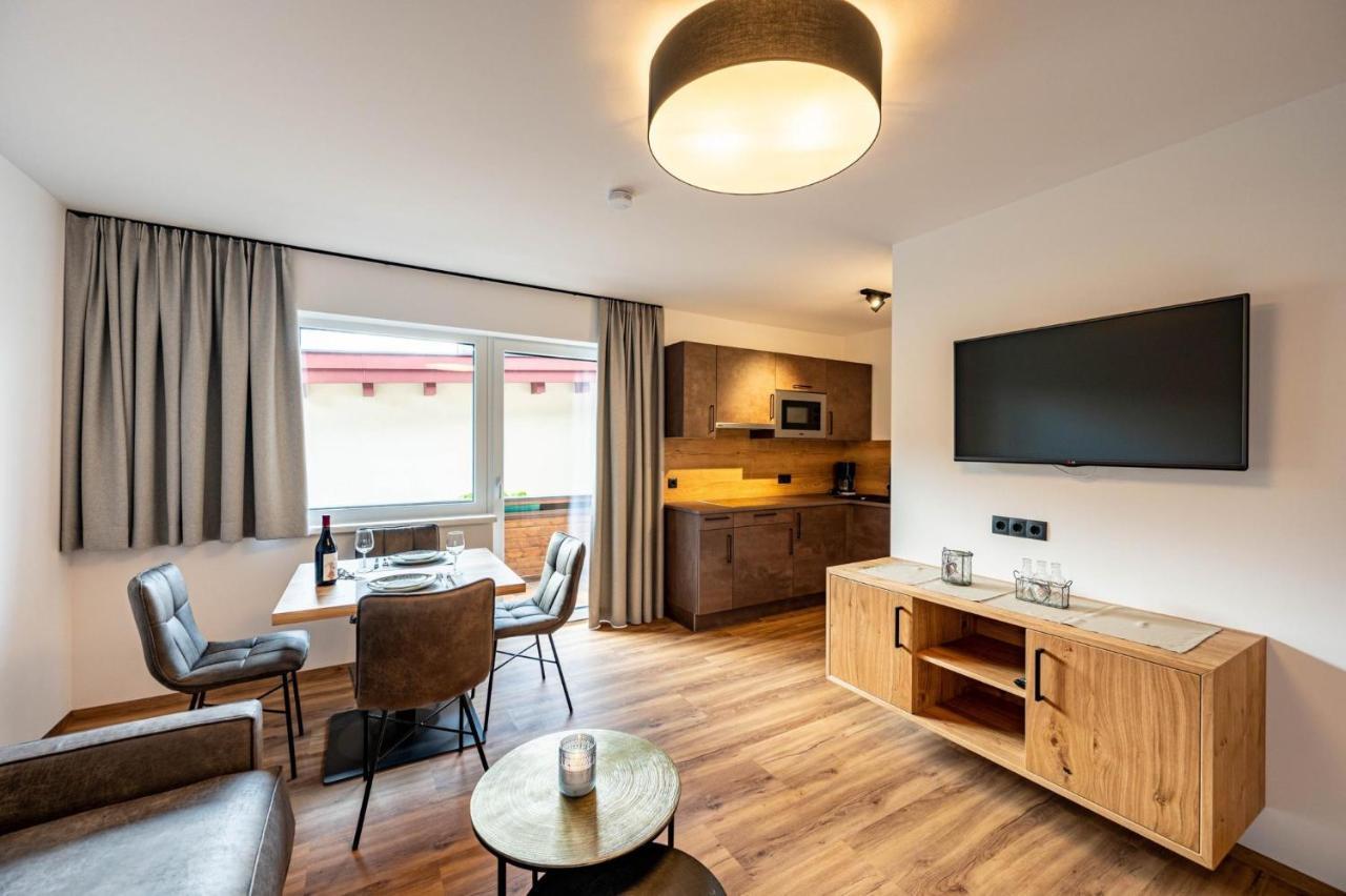 Rustika - Appartements&Spa Ehrwald Exterior foto